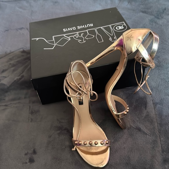 Ruthie Davis Rose Gold high sandals - Picture 1 of 5